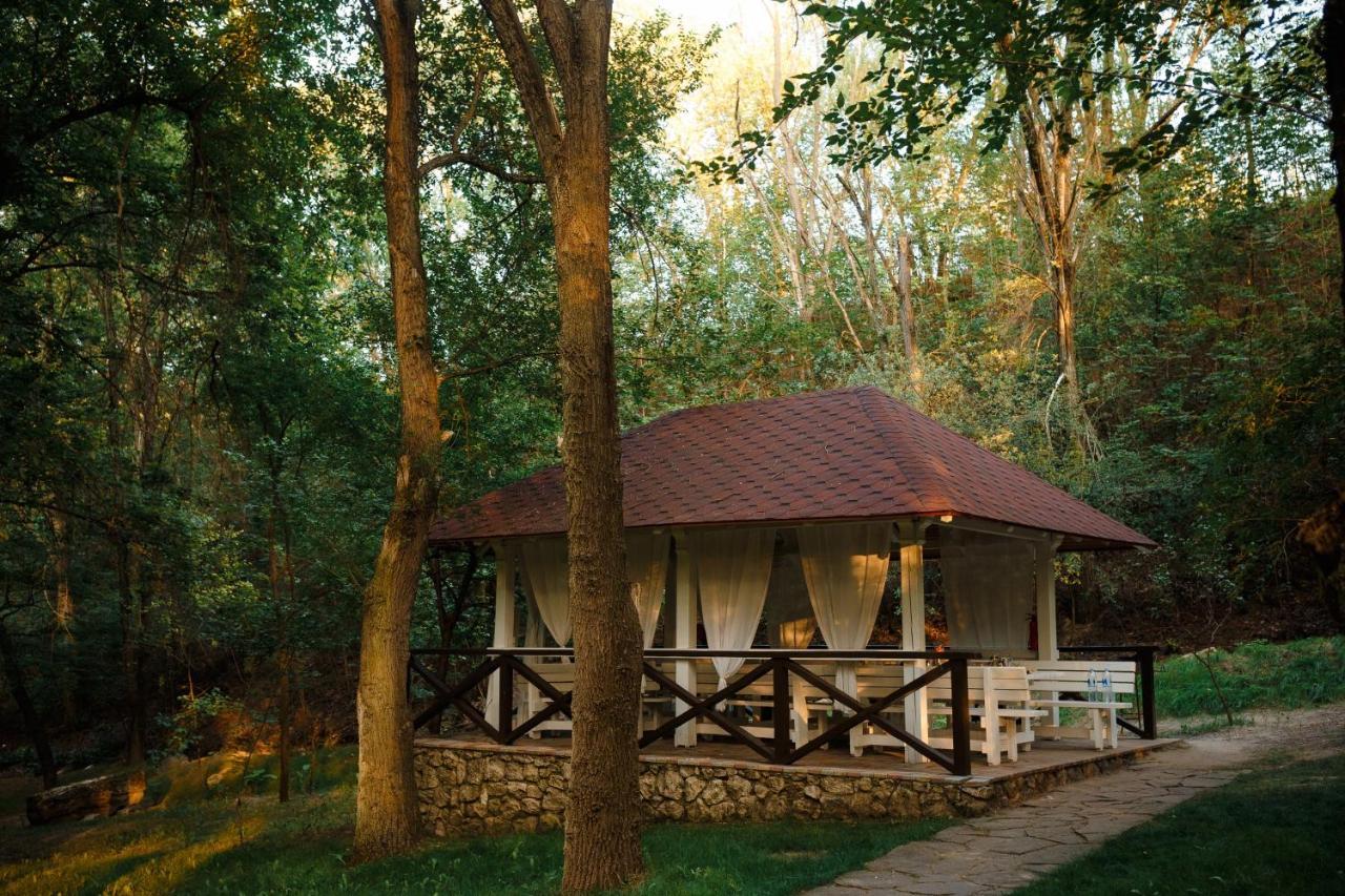 Sky Land Camping & Resort Cricova 외부 사진